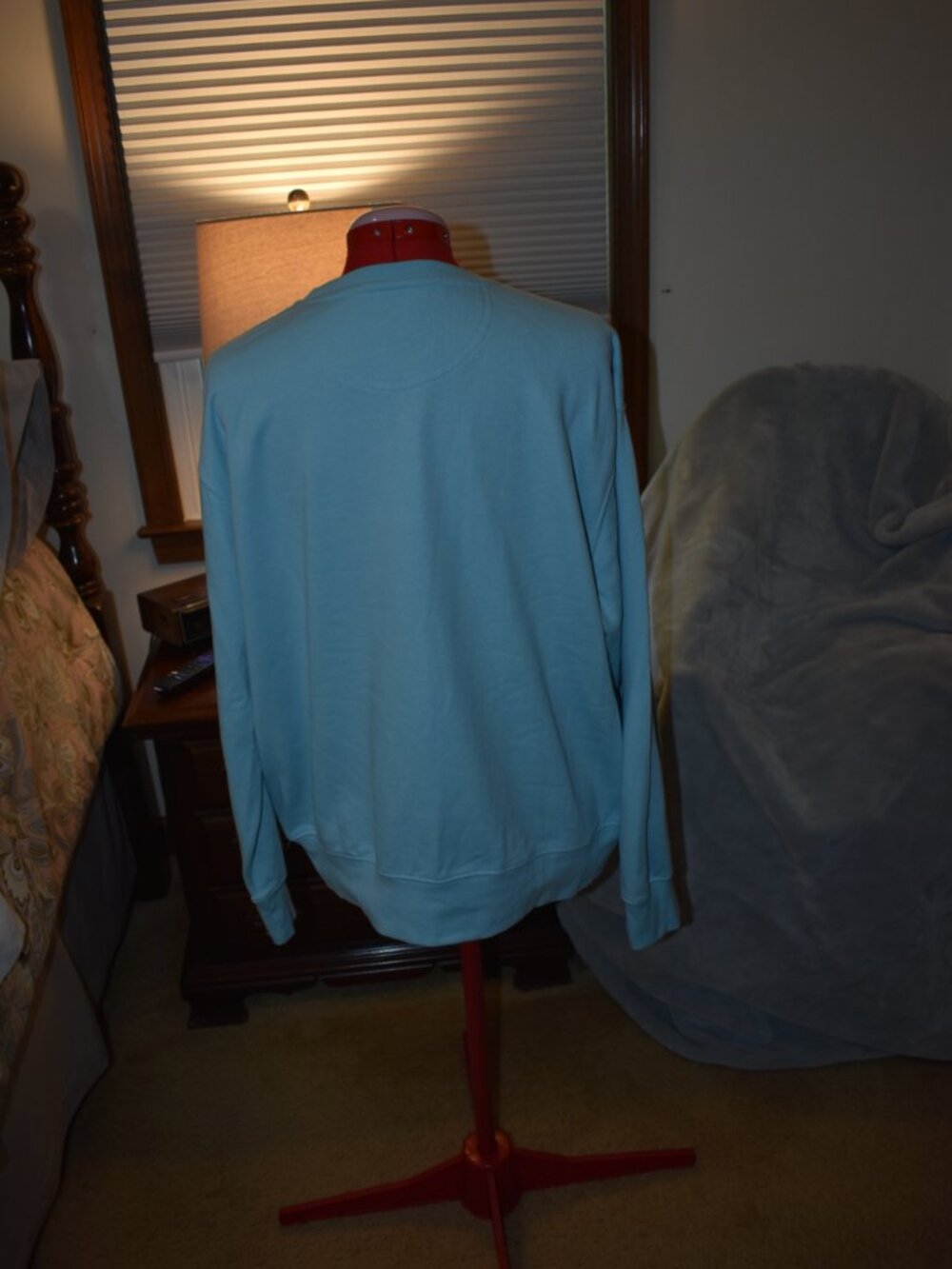 top - Picture 3 of 4